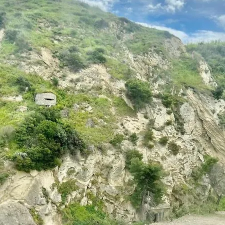 Blumont Дуррес