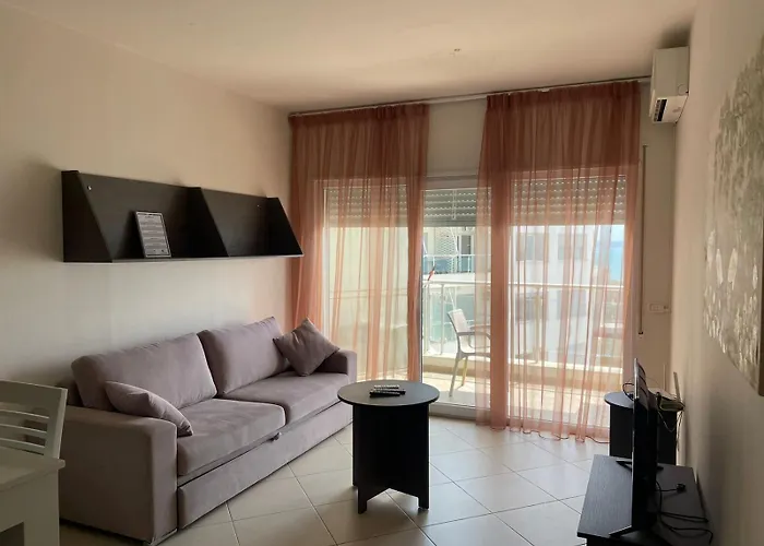 Blumont Aparthotel Durrës