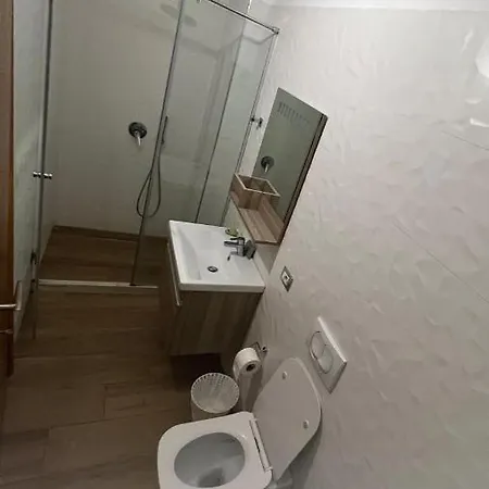 Blumont Hotel apartamentowy Durrës