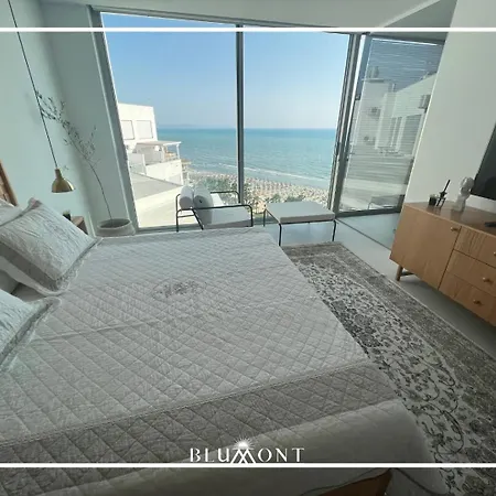 Blumont Hotel apartamentowy 3*