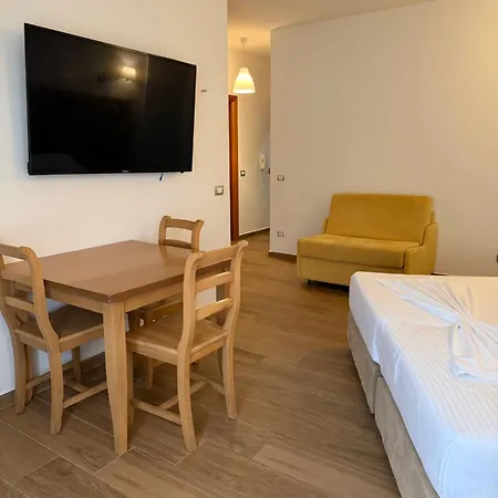 Blumont Apart-hotel 3*