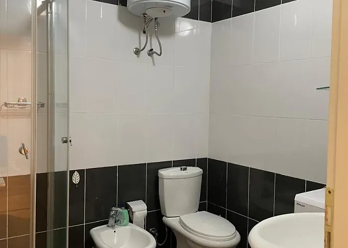 Blumont מלון דירות 3*